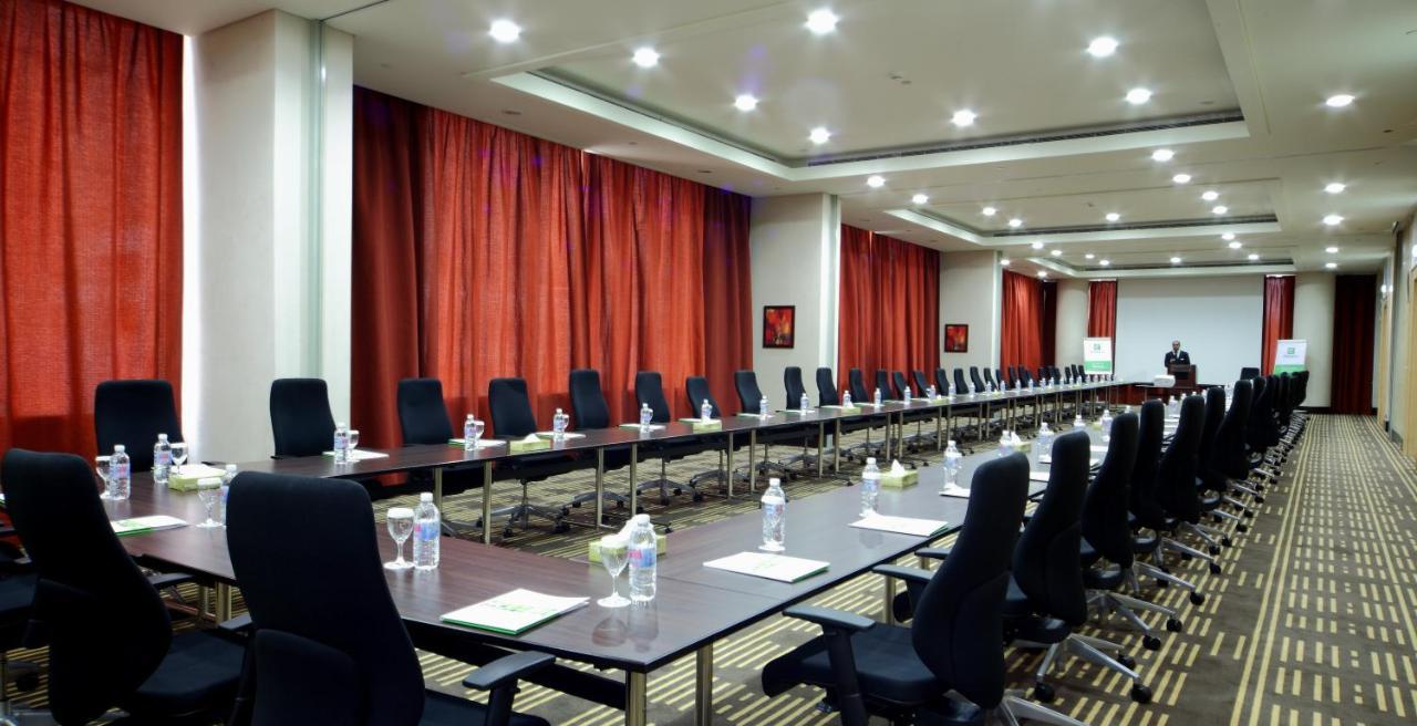 Holiday Inn Olaya By Ihg Riadh Exterior foto