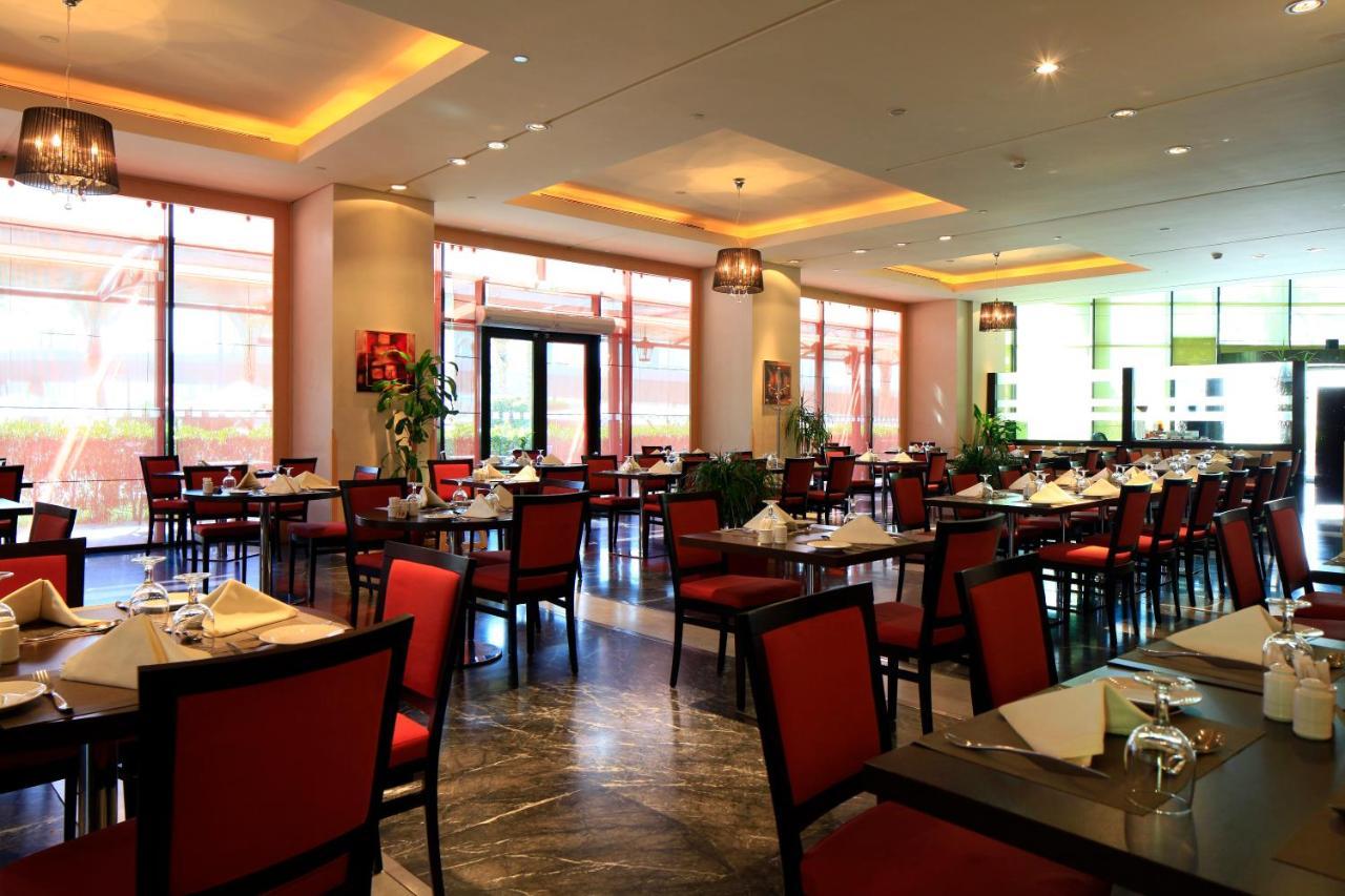 Holiday Inn Olaya By Ihg Riadh Exterior foto